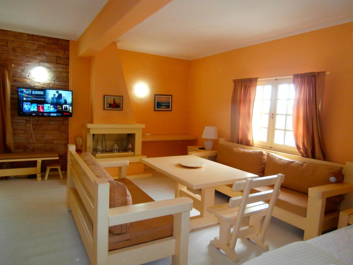 Villa Tzortzakos By Holiday Homes Mavrovoúnion 외부 사진